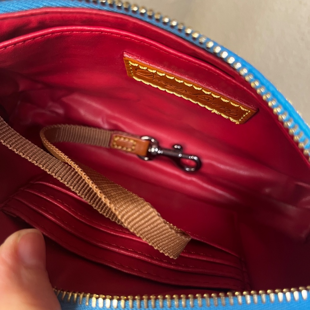 Dooney & Bourke Saffiano Lexi Crossbody Purse - COA included - Picture 7 of 11